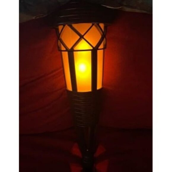 New Flames Torch Light Solar Garden Lights Waterproof Landscape Lighting - Picture 2 of 2